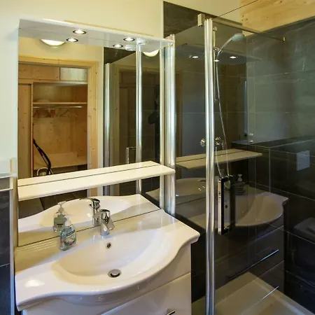 Chalet Chalet Chalet 6 *